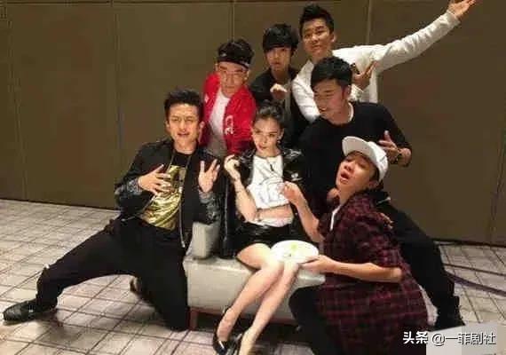 娱乐吃瓜爆料娱乐圈,揭秘幕后吃瓜爆料大揭秘 第2张 娱乐吃瓜爆料娱乐圈,揭秘幕后吃瓜爆料大揭秘 第2张